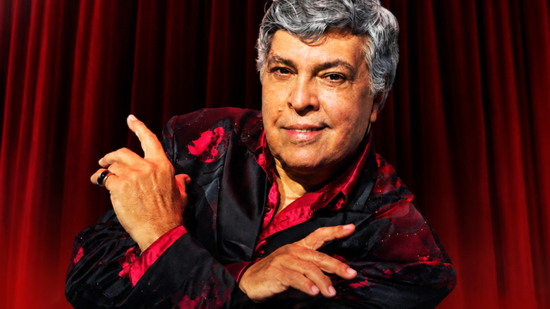 Sidney Magal traz a turnê “Me Chama Que Eu Vou” ao Teatro Michelangelo, em Blumenau