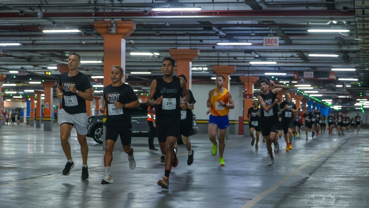 NK Night Run: corrida noturna em Blumenau terá percurso dentro do Neumarkt Shopping