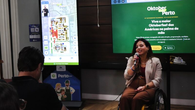 Oktoberfest Blumenau 2026 terá totens com mapa 3D e aplicativo gratuito com Libras e audiodescrição
