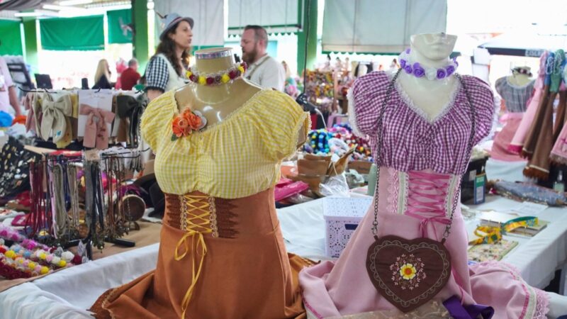 Feira de Oktoberfest ocupa a Feira Livre de Blumenau em três fins de semana de outubro